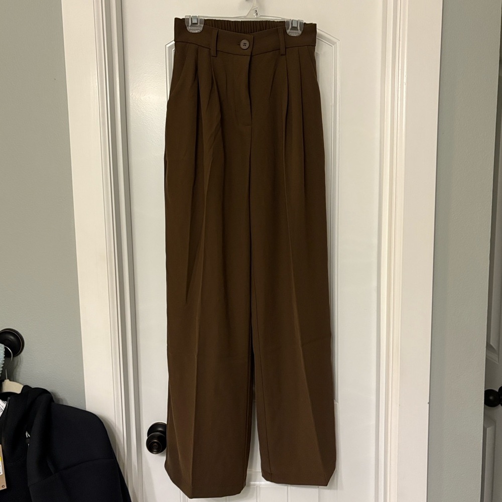 High waist, Wide leg Brown Pleated Pants